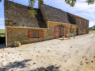Maison rustique avec jardin et équipements pour enfants, proche Sarlat - FR-1-616-394 - Marcillac-Saint-Quentin - 9