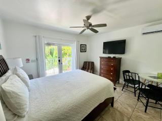 Islands Inn on the Drive - Panorama Suite - Queen Bed - A3 - Fort Lauderdale - 7