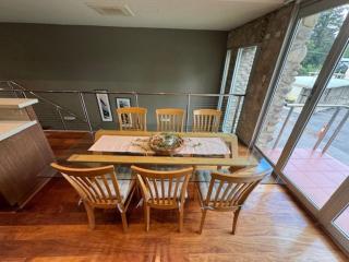 Unit 6 Centenary Park Townhouse - Bright - 1
