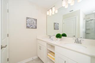 3111-302HM STOREY LAKE, CONDO 2/2 LAKE VIEW - Kissimmee - 1