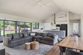 Travertine Vineyard Retreat - Stay Among the Vines - Pokolbin - 9