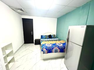 Flat in Dubai Al Karama - 3