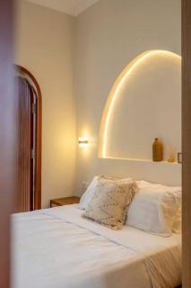 Modern 2-Bedroom Private Pool Villa with Sunken Lounge - Kerobokan - 7