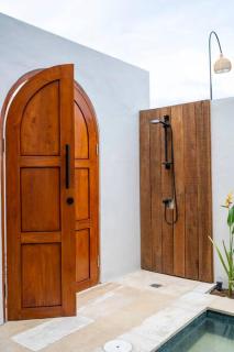 Modern 2-Bedroom Private Pool Villa with Sunken Lounge - Kerobokan - 3