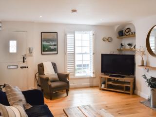 Stones Throw - Padstow - 7