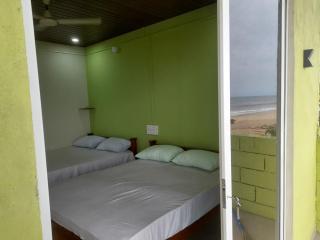 Aisiri comforts beach stay and cafe - Gokarn - 2