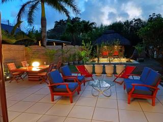 Charming Tropical Villa pool & garden - Calodyne - 8