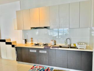 Country Garden Danga Bay Lovell by R9 HomeStay - Johor Bahru - 1