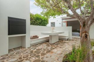 Heartwood Cottage - Hermanus - 1