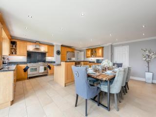 Marine Villa - Goring by Sea - 4