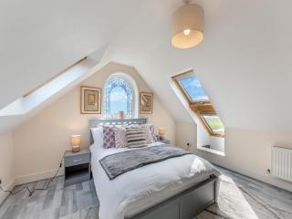 Marine Villa - Goring by Sea - 1