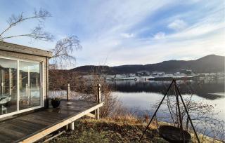 6 Bedroom Cozy Home In Ølensvåg - Ølsvågen - 9