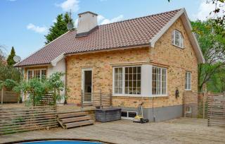3 Bedroom Pet Friendly Home In Jonstorp - Jonstorp - 1