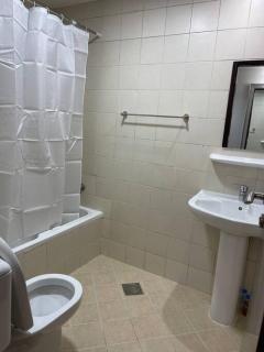 Brand new Studio sea view in sharjah - Sharjah - 4