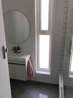 Views for day's in Lyall Bay - 2