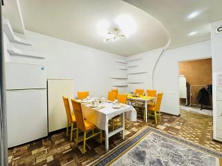 Простор для большой семьи и групп путешественников - Almaty - 6