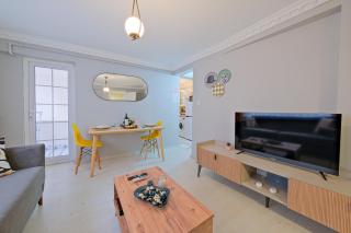 Taksim İstiklalin Kalbinde Konforlu Daire Netflix Wifi - 1