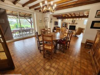 Spacious house with large garden in Valdivienne - - 9