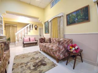Sri Kailash Retreat - Guwahati - 9