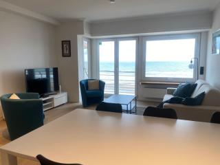 Fully renovated 2-bedroom apartment with a stunning sea view T5 - Ostend - 5