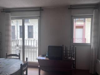 Studio central 4 pers, proche télécabines, cellier à skis - FR-1-812-16 - 4