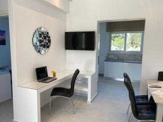 3ARCHEs BOUTIQUE - Parikia - 8