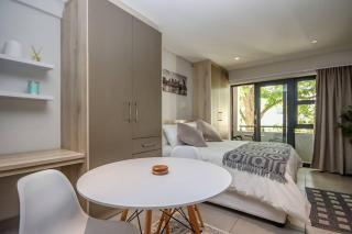 23 On The Den Studio Apartment - 9