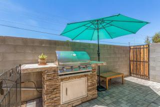 Pristine Sunset- In Old Town - Private Pool - BBQ - Scottsdale - 8
