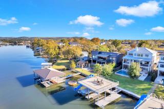 Lakeside 499 and Concierge Services - 9