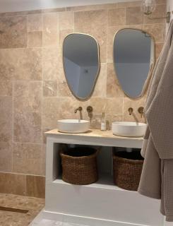 À 4 minutes de la plage, avec Jacuzzi et Sauna - 3