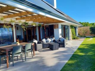 Gorgeous modern villa with panoramic views over St Francis - Sea Vista - 0