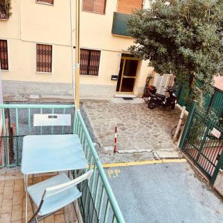 Cozy Studio 3 Minute Walk to Sea and Center - Rapallo - 9