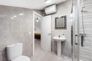 Trinidad 20 by Pineapple Homes - Málaga - 3