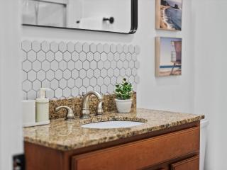 Modern and Accessible 5 Bedroom Home in Cranberry, Pittsburg with Game Room - 1