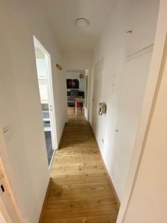 Moderne Wohnung in Toplage - - 5