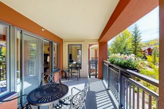 Lion Square Lodge North 296 - 4