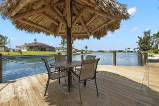 Captivating Paradise, Pool Table, Tiki Hut, - Cape Sunset Villa - Roelens - Cape Coral - 7