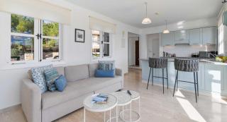 Modern Apartment U6 with Beautiful Sea Views, Aphrodite Hills - 8