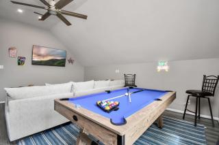 The Woodlands Escape with Heated Pool and GameRoom - Conroe - 1