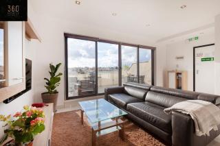 Penthouse and BBQ Kitchen Island & Massive living by 360 Estates - St. Julianʼs - 0