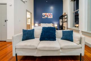 Bright and Modern Studio in Louisville # 404 - Louisville - 5