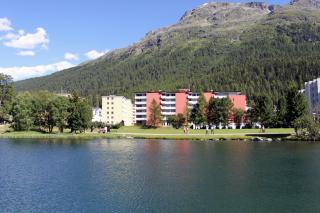 Skyline House Ferienapartments - St. Moritz - 3