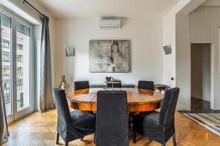 Luxury 4 bedrooms apartment in the center of Milan - 5