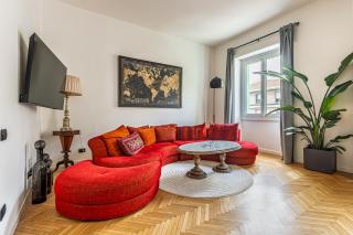 Luxury 4 bedrooms apartment in the center of Milan - 6