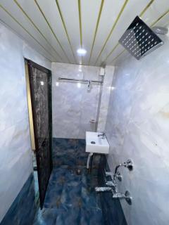 Qadari Dormitory Hostel - Mumbai - 2