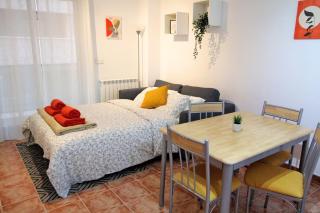 Piso coqueto con PARKING y BALCON - 5