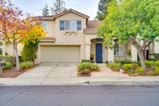 Centrally Located Home with Yard in Hayward! - Hayward - 0