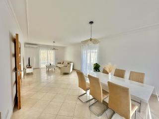 Villa Alcantarilha - Alcantarilha - 8