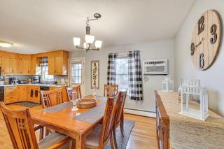 Pool, Deck and Grill Spacious Apt in Naugatuck! - 3