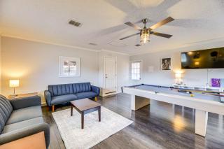 Game Room & Grill: Family Home in Corpus Christi! - 9